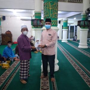 Pemberian Santunan Untuk Anak Mts An-Najah Sebanyak 13 Orang