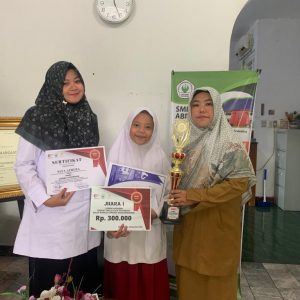 Siswi MTs An Najah Raih Juara 1 Lomba Syair Gurindam