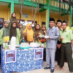 MARKET DAY MTs AN NAJAH PEKANBARU